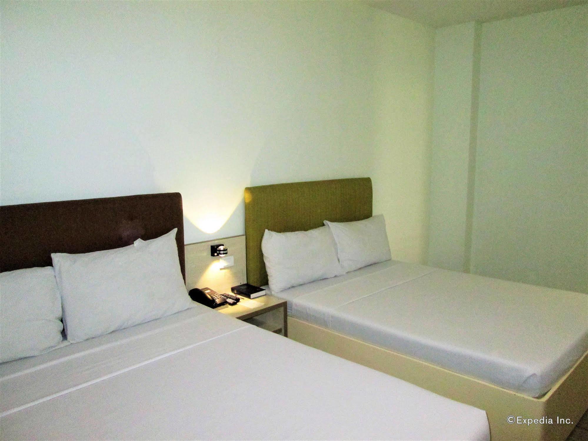 Marianne Suites Cagayan de Oro Exterior foto